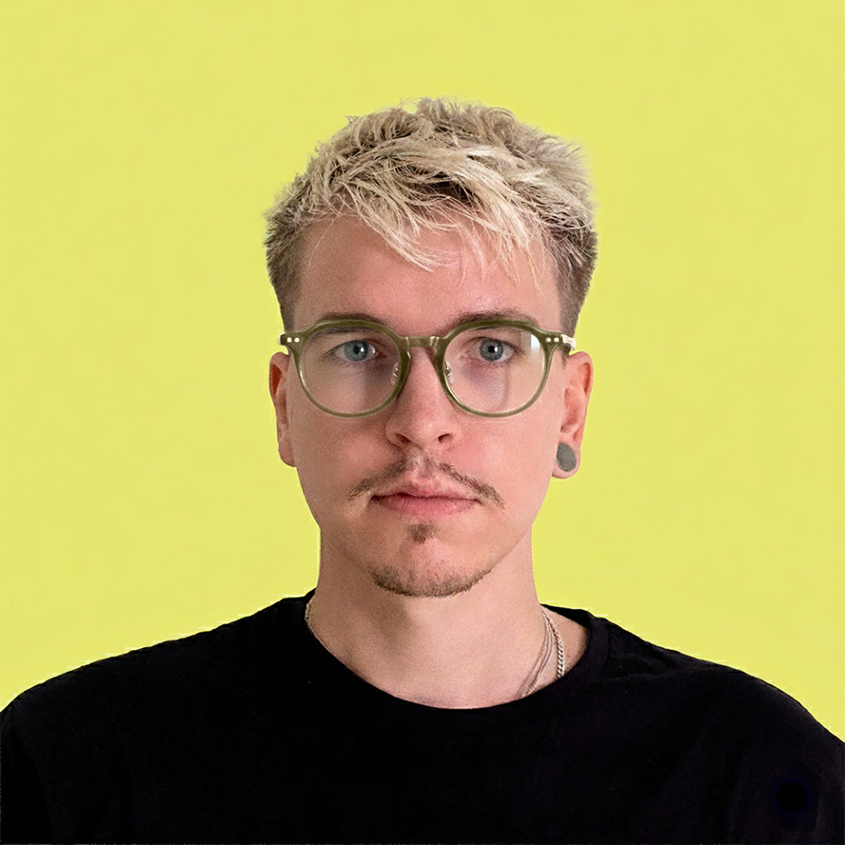 Autonoe Olive